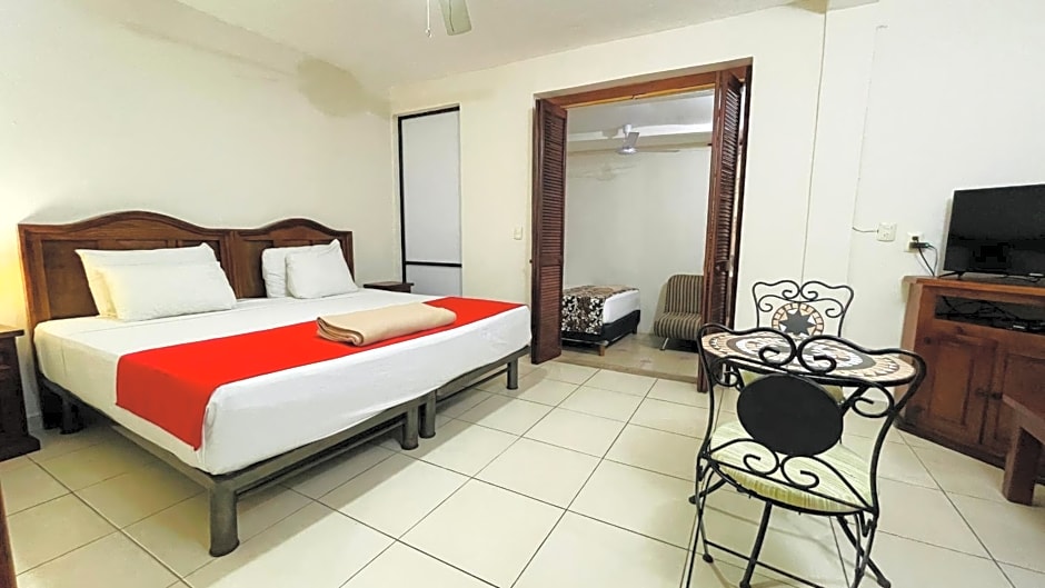 Hotel B&B by Playa del Karma