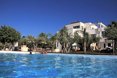 Punta Bianca Suite & Home Experience