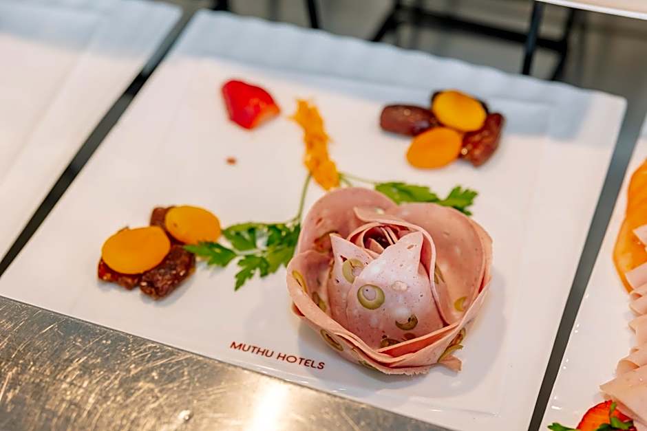 Grand Muthu Oura View Beach Club