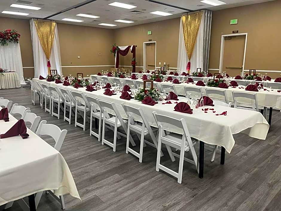 Clarion Inn Near China Lake Naval Station