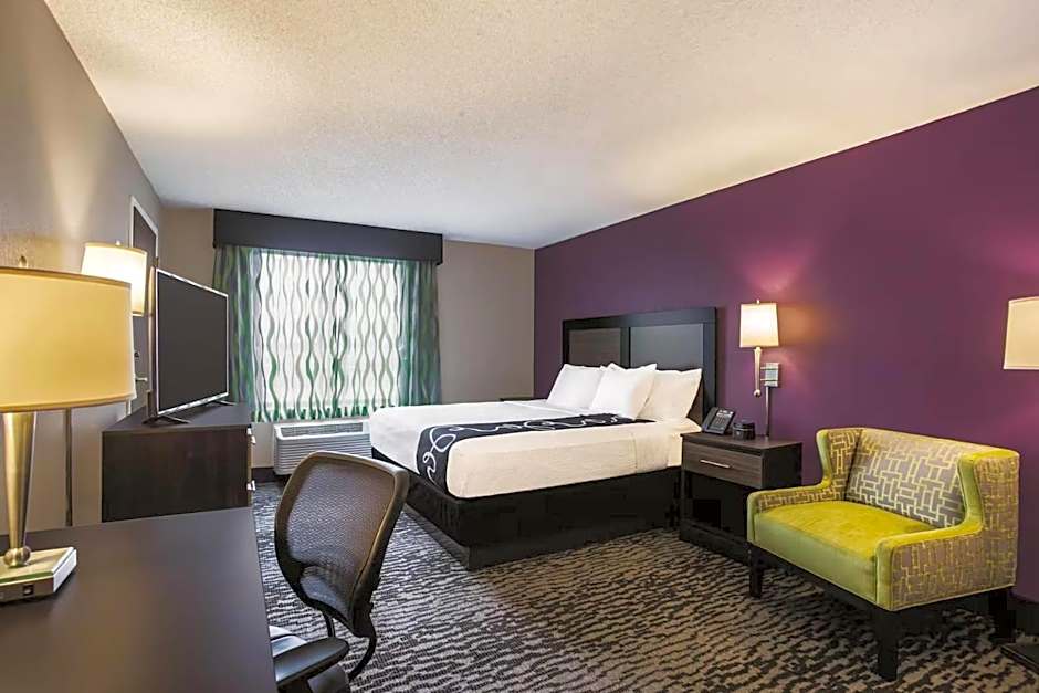 Comfort Inn & Suites Clearwater South - Pinellas Park
