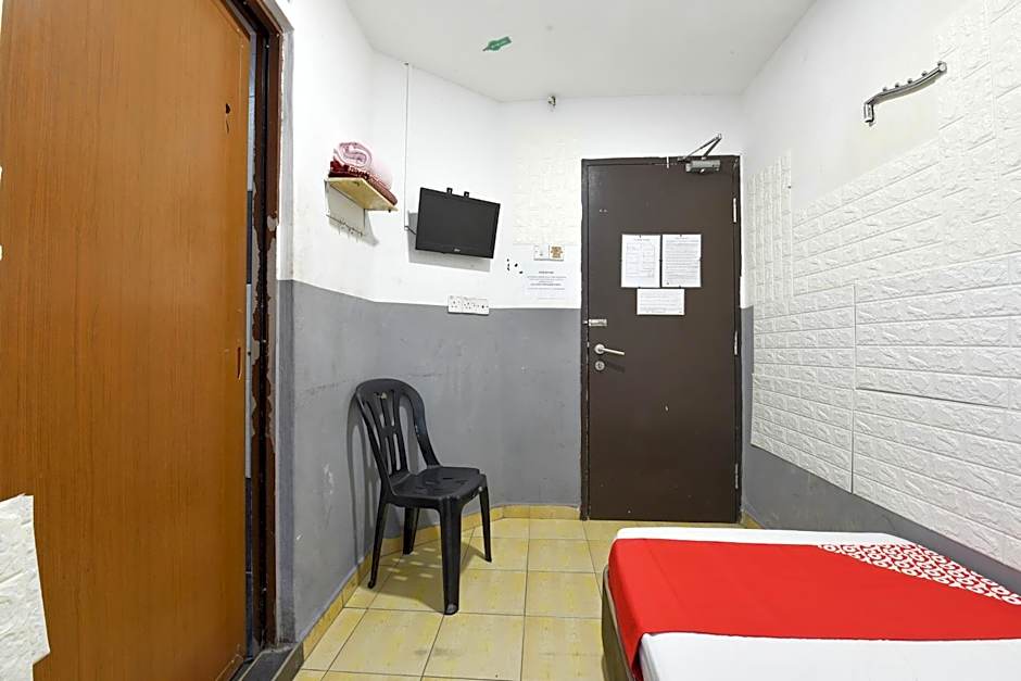 Hotel O Indah