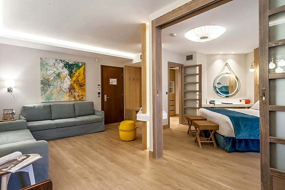 Anthemus Sea Beach Hotel and Spa