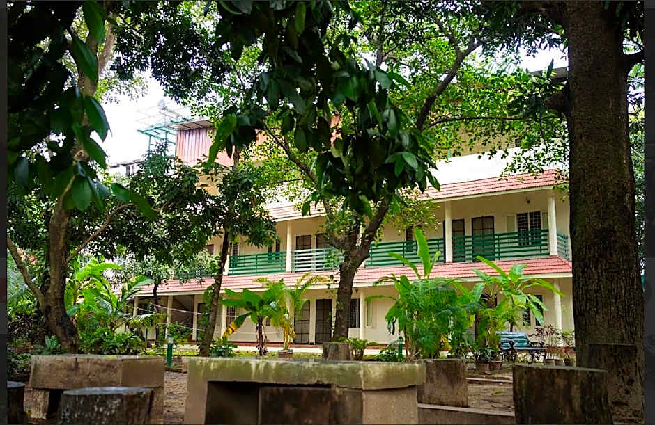 Palmgrove service villa