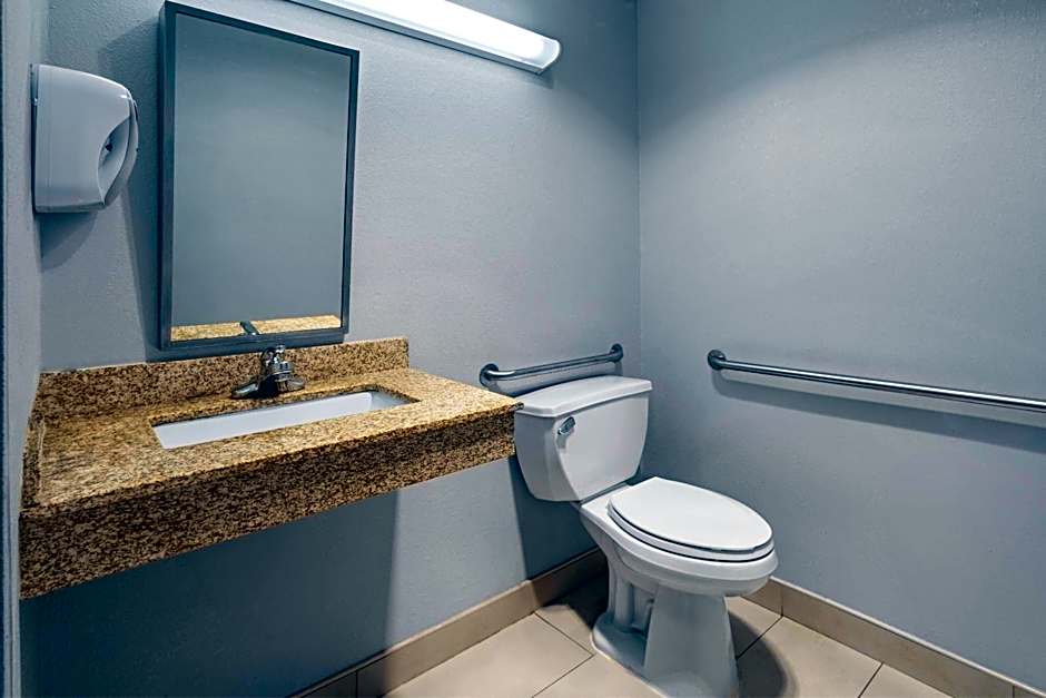 Microtel Inn By Wyndham Albany Airport