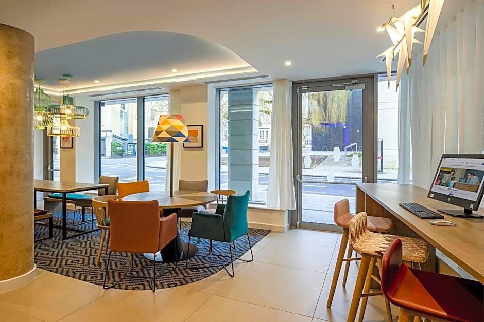 Hampton by Hilton Bath City