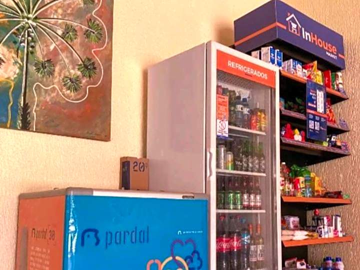 CONDOMÍNIO VILA DO MAR aptos 201C e 211B