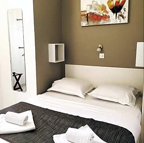 Single Room with Double Bed