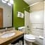 Quality Inn & Suites Leesburg Chain of Lakes