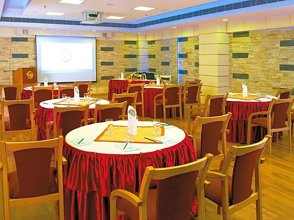 Olive Eva Hotel