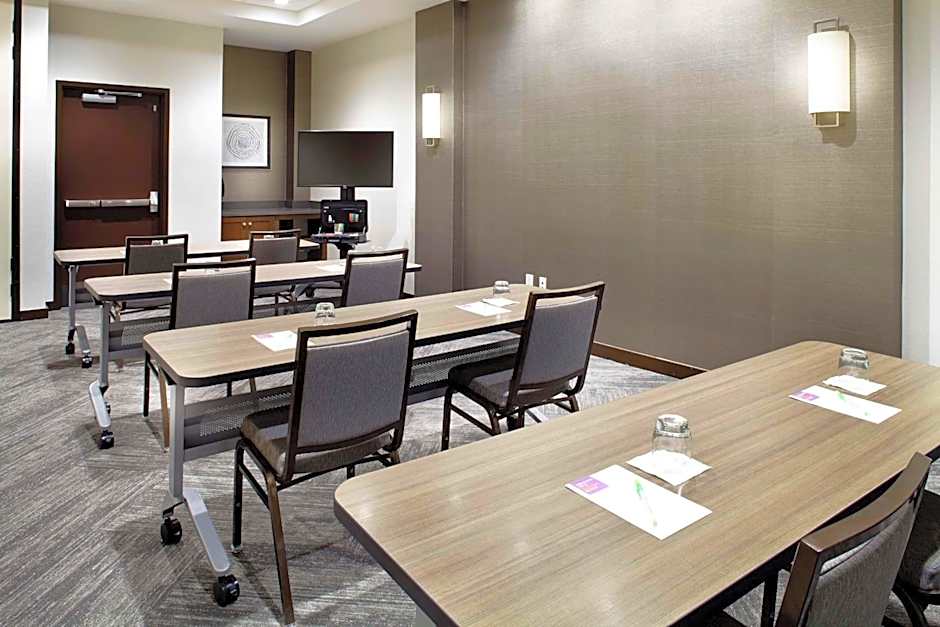 Hyatt Place Cleveland Lyndhurst