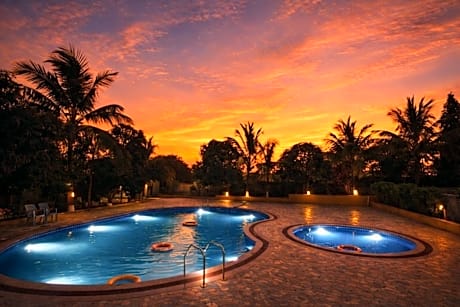 Lion Park Hotel & Resort