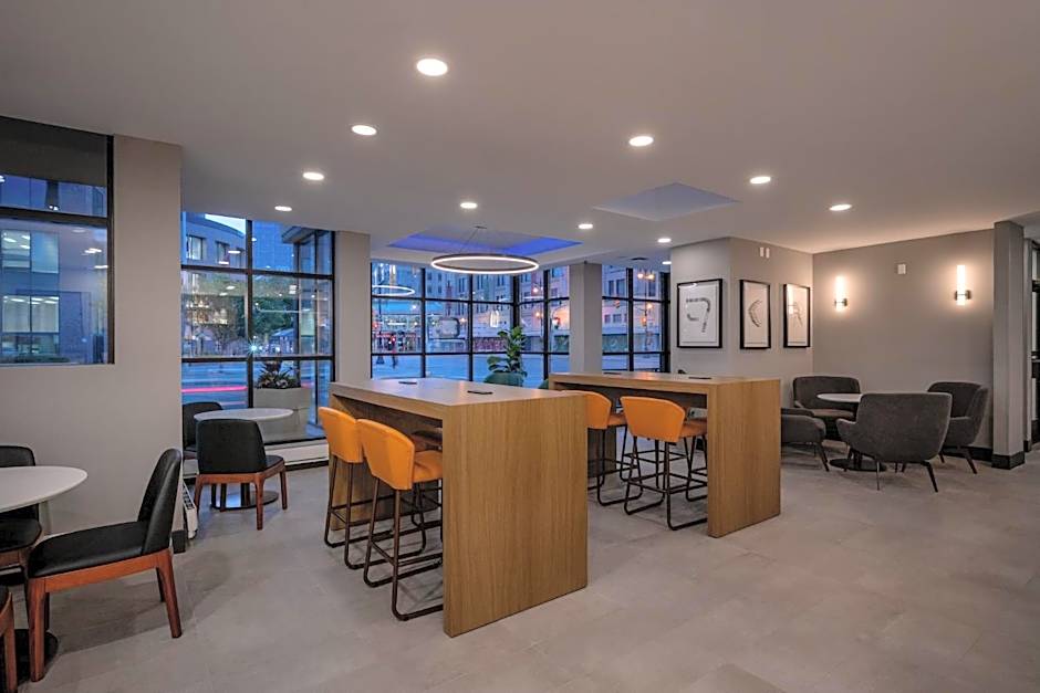 Holiday Inn & Suites Winnipeg Downtown By IHG