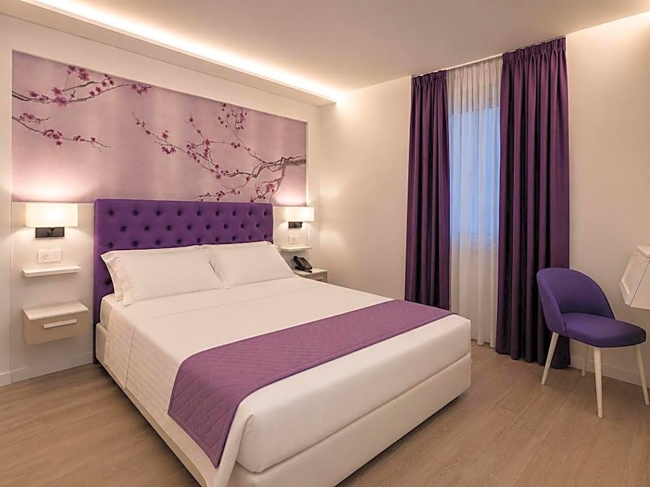 Petit Hotel
