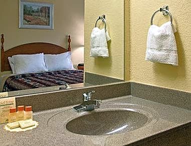 Days Inn by Wyndham Houma LA