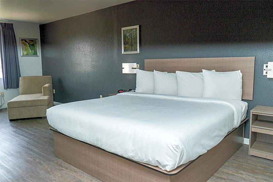 Americas Best Value Inn Donaldsonville