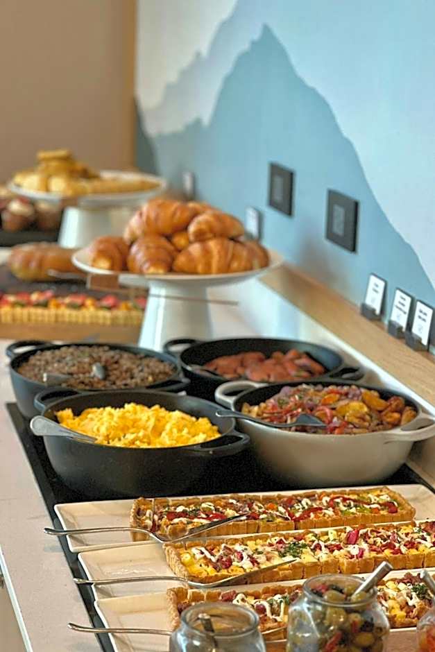 AC Hotel by Marriott San Jose Escazu