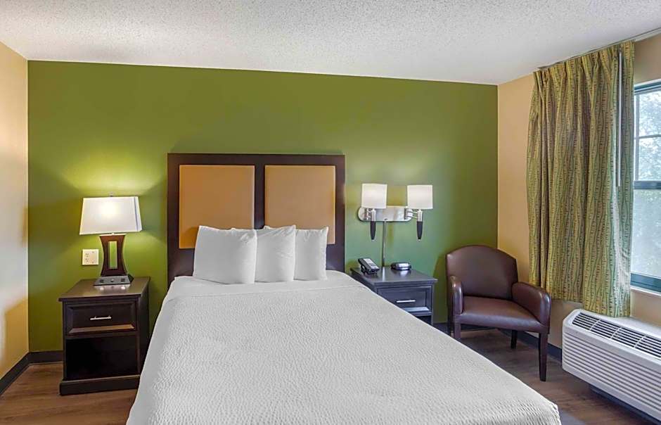 Extended Stay America Suites - New York City - LaGuardia Airport