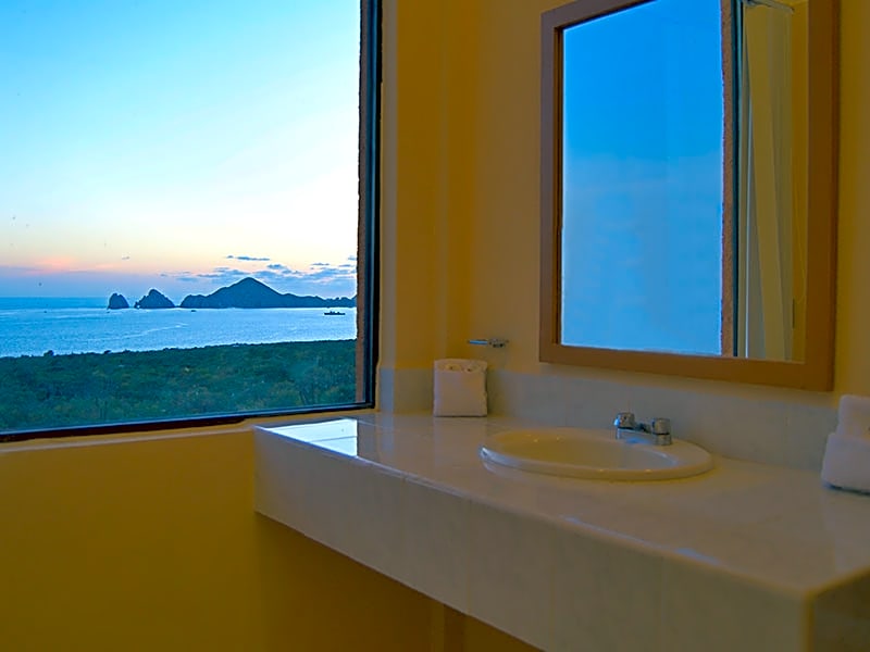 Sunrock Hotel & Suites