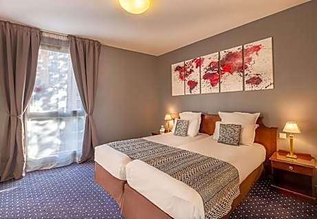 Superior Double Room with Two Single Beds
