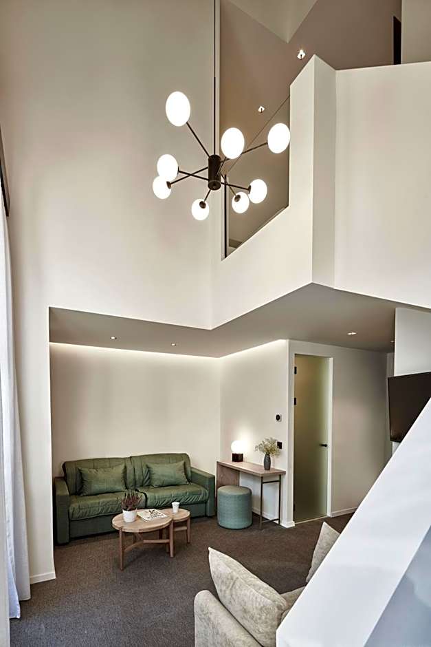 NLH MONASTIRAKI - Neighborhood Lifestyle Hotels