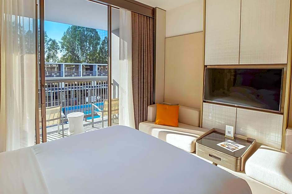 Sheraton Universal