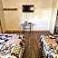 Nine Pines Motel