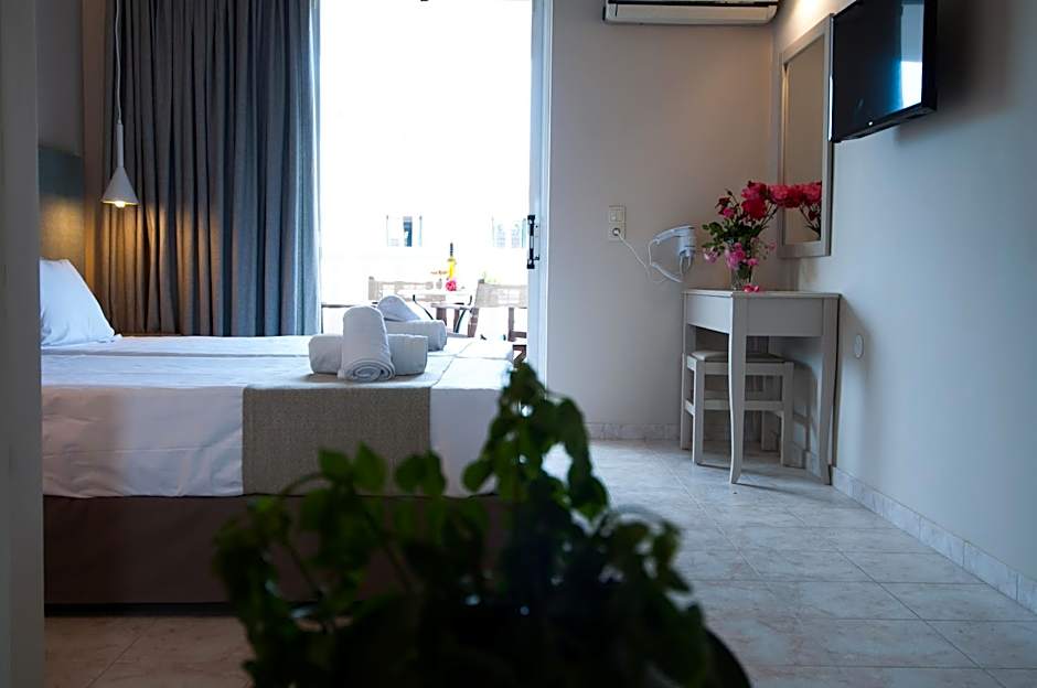 Ilios Hotel, Adults Only