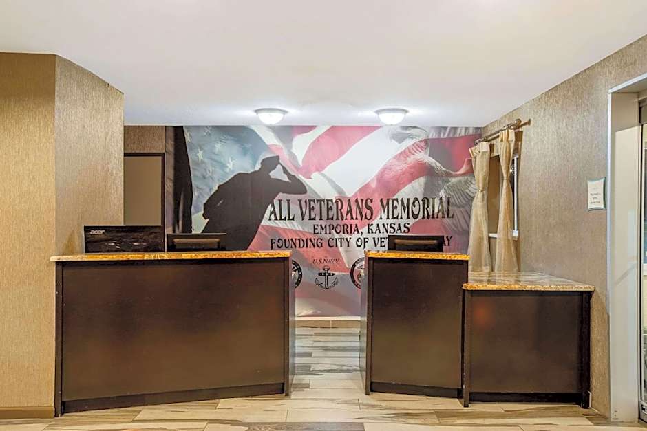 La Quinta Inn & Suites by Wyndham Emporia