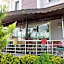 Sapphire Hotel