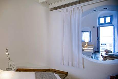 Suite - Cave with Private Pool