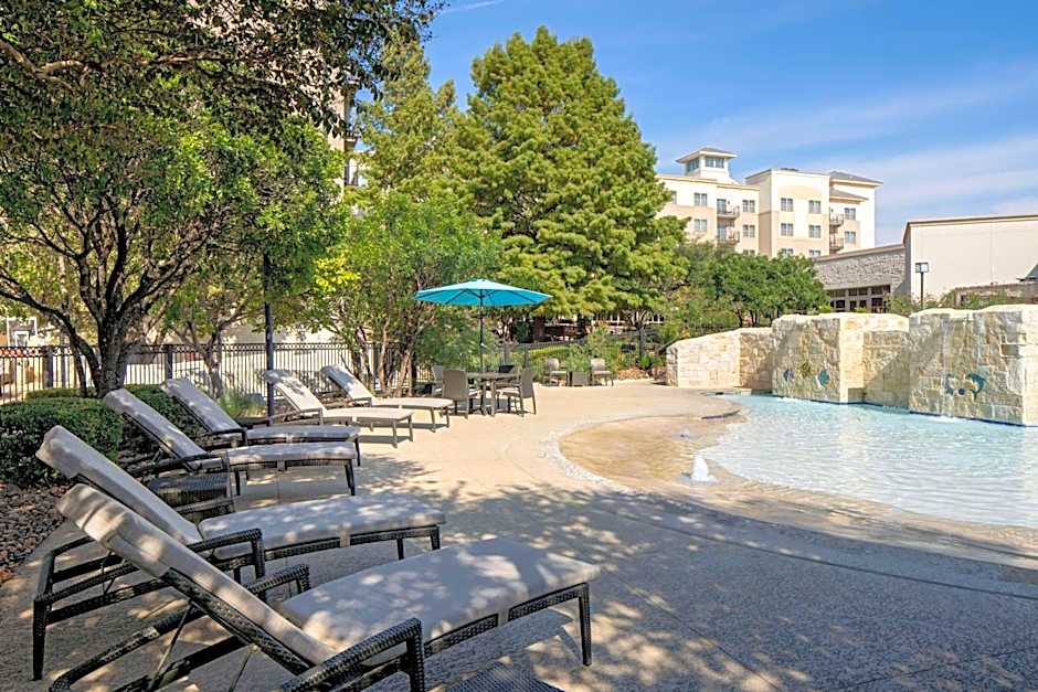 Hilton San Antonio Hill Country