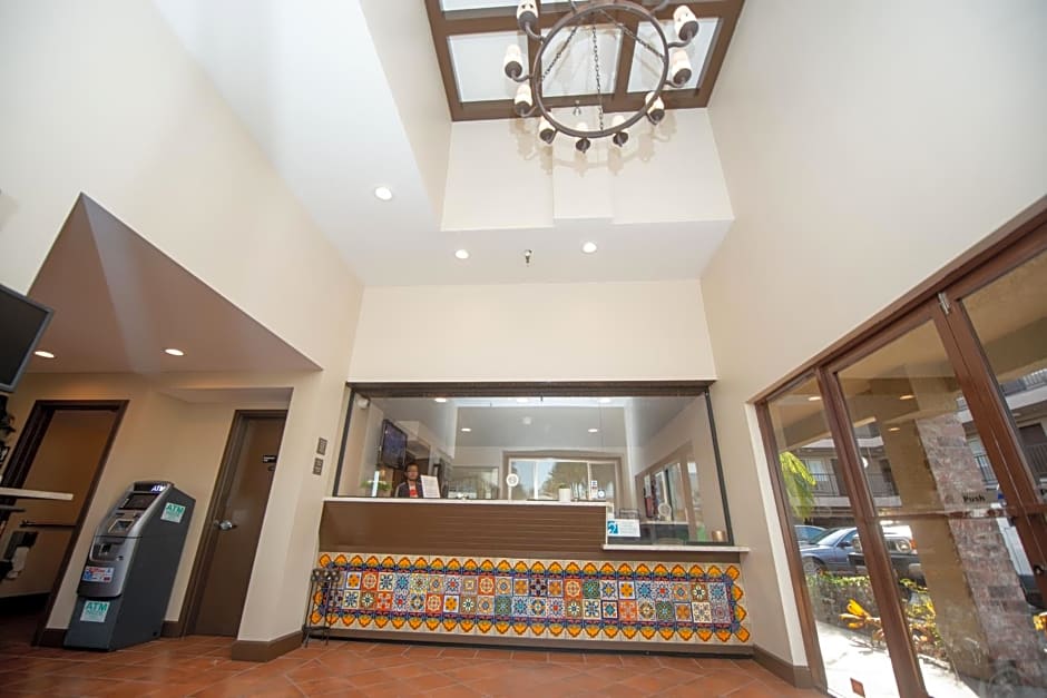 Casa Bella Inn- Huntington Park