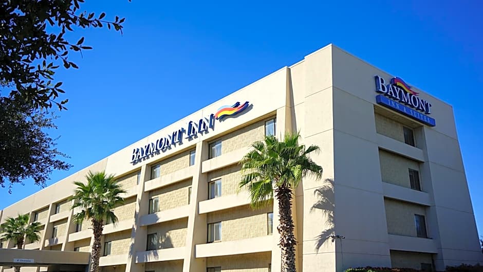 Baymont by Wyndham Arlington At Six Flags Dr