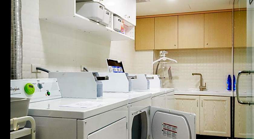 Taiwan Youth Hostel & Capsule Hotel