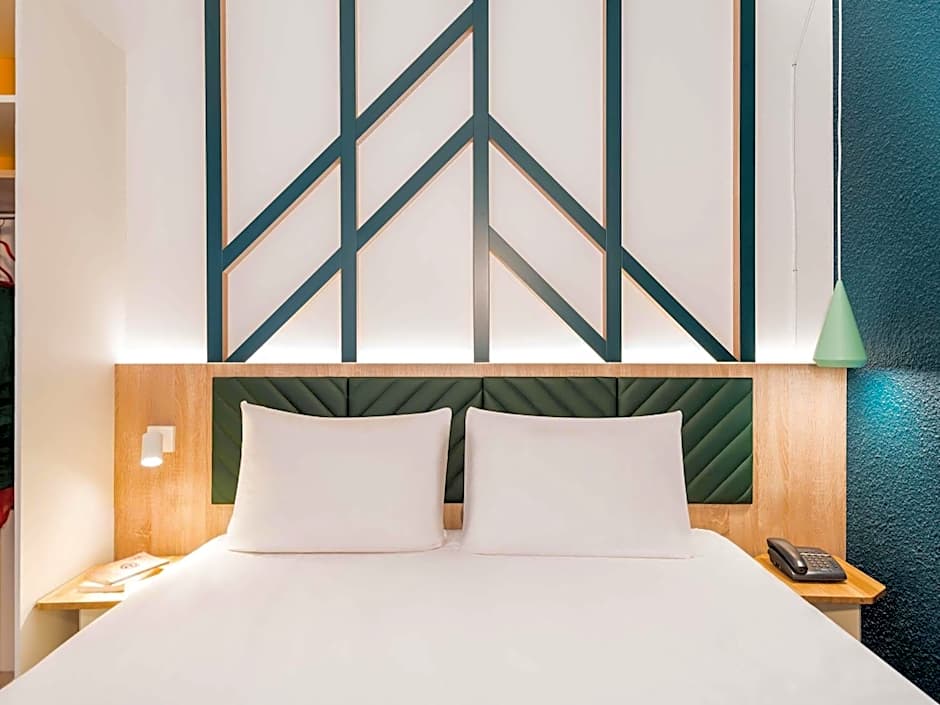 ibis Styles Rouen Val De Reuil