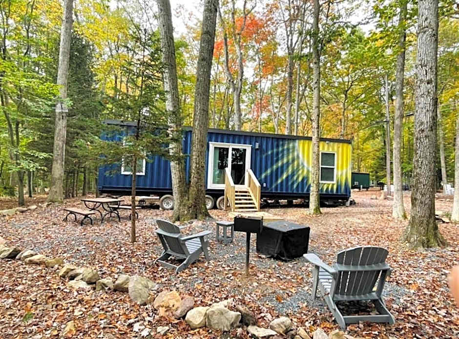 Camptel Poconos Lodging