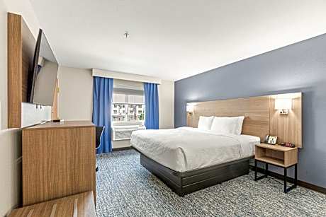 King Room - Non-Smoking