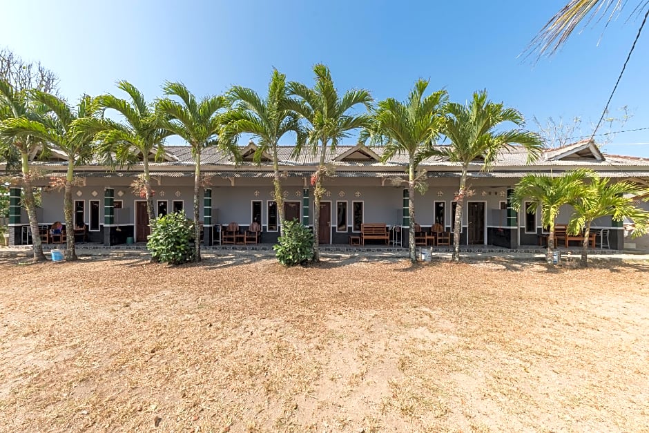 RedDoorz near Pantai Ujung Genteng