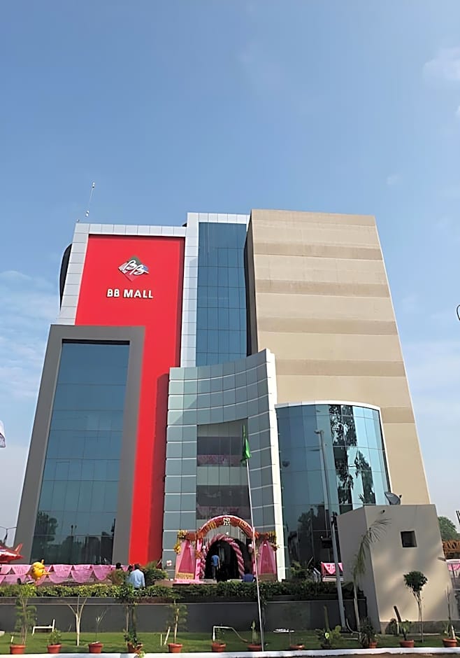 Hotel Joy Inn & Suites