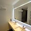 ibis Paris Canal Saint Martin