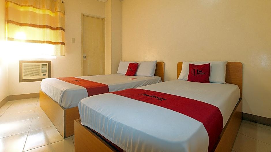 Reddoorz @ Asiana Pension Inn Mandaue City – Mandaue City, IL