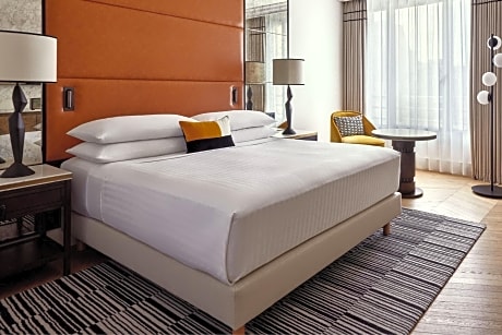 Comfort Room, 1 Queen Bed