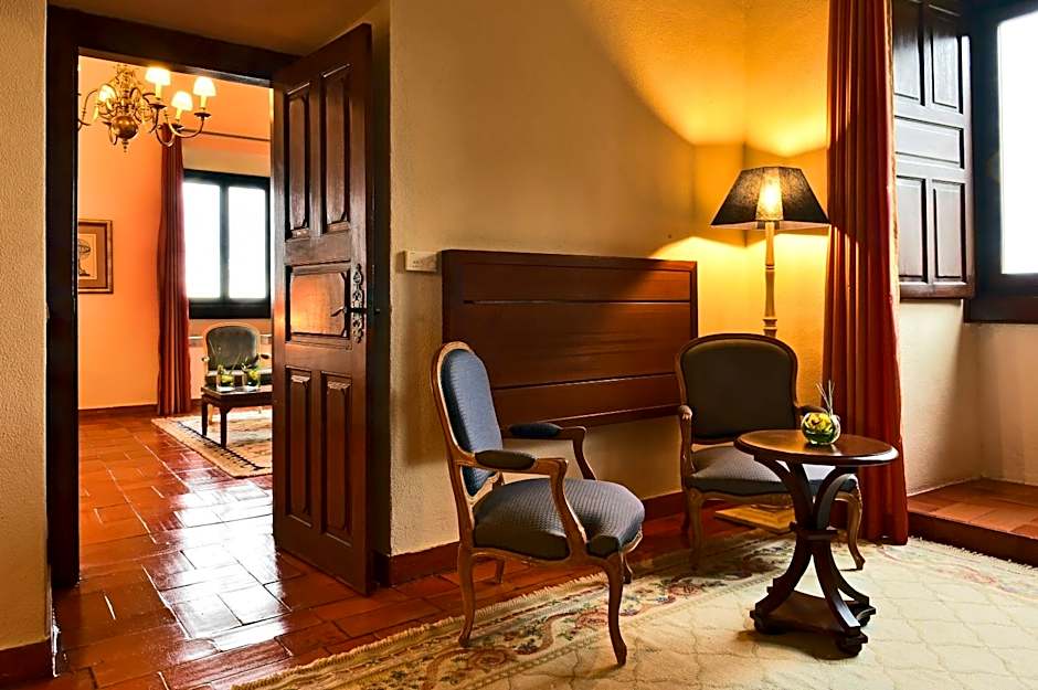 Pousada Castelo de Palmela - Historic Hotel