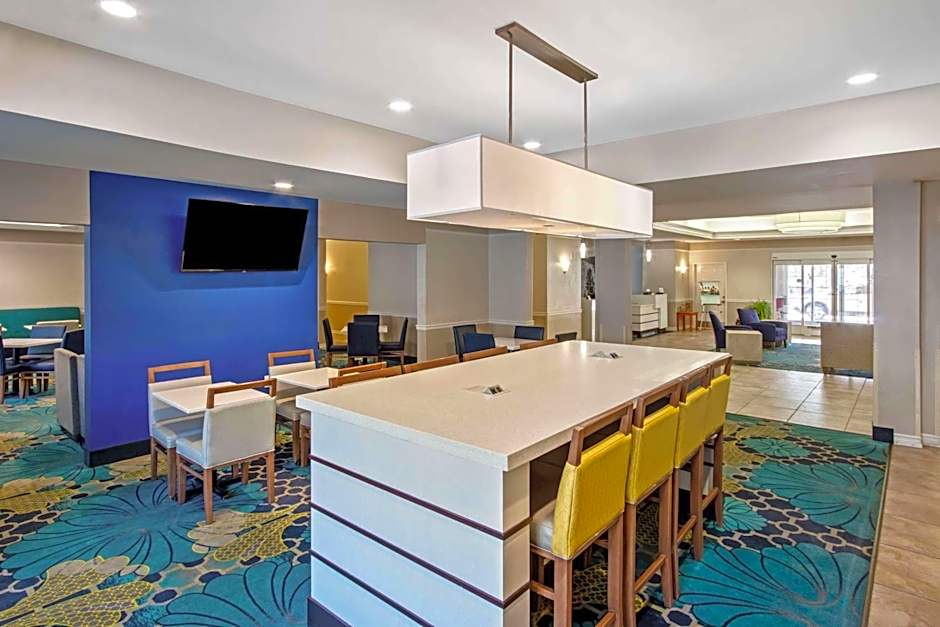 La Quinta Inn & Suites by Wyndham Ruidoso Downs