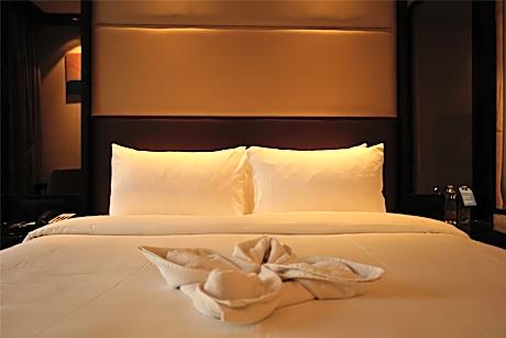Premium King Room