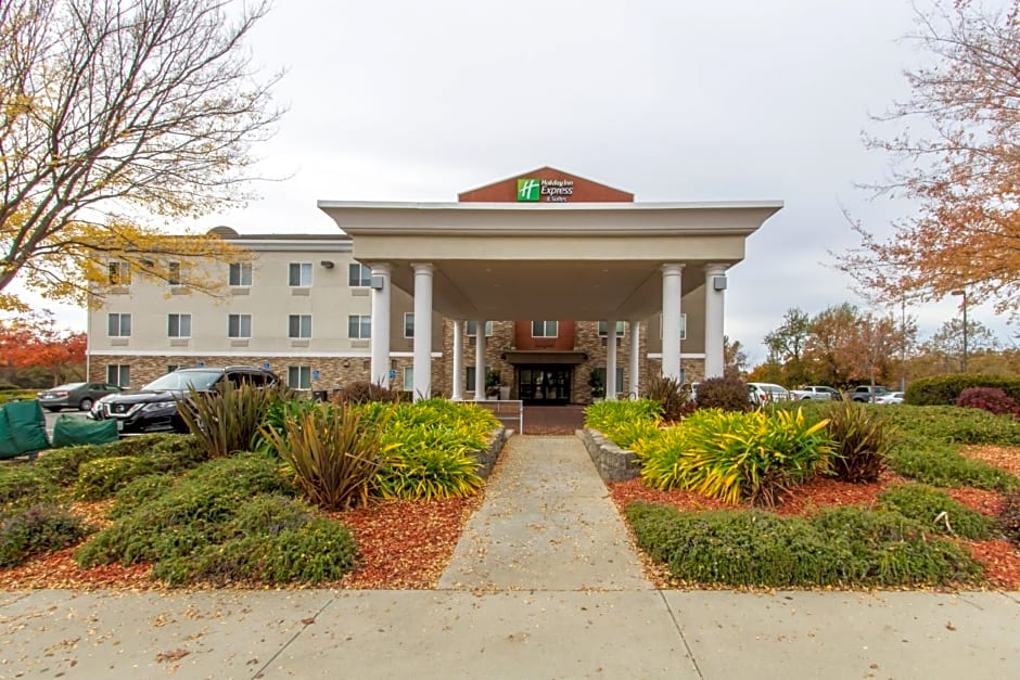 Holiday Inn Express Hotel & Suites Roseville - Galleria Area By IHG