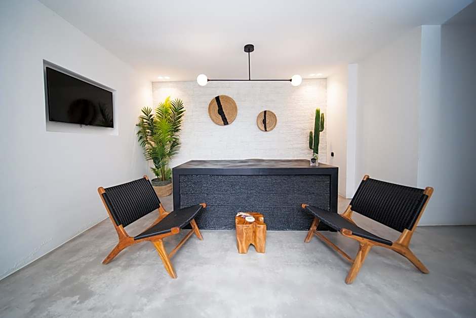 Agrari Bo Suites by Mykonos Rocks