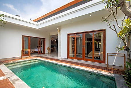 Sundaze 2 - Canggu Paradise with Pool and Kitchen Brand NEW