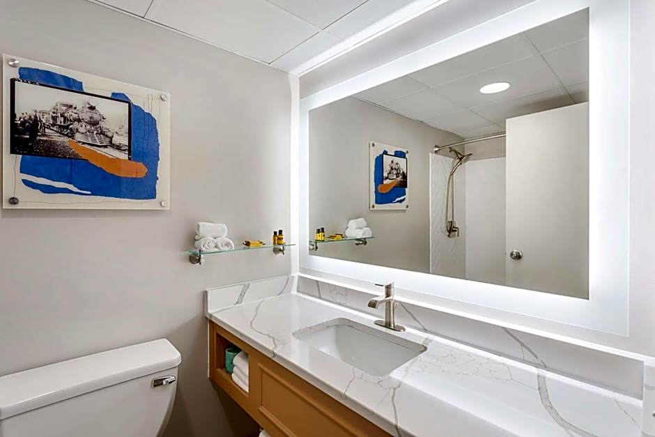 Best Western Plus Heritage Rail Inn & Suites